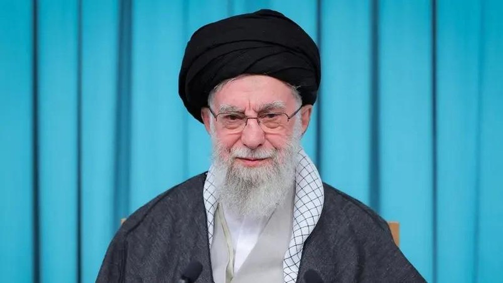 Khamenei Dimakamkan di Kota Suci Upacara Besar Menanti