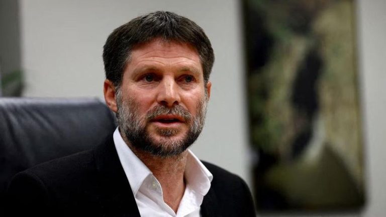 Prahara Lebanon Sentuh Keluarga Menteri Israel