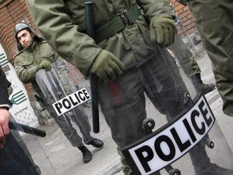 Iran Tegas Demonstran Dianggap Musuh