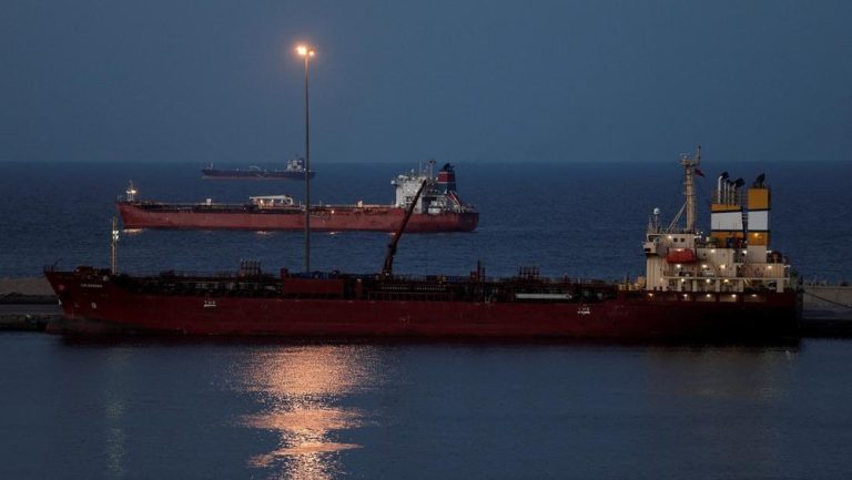 Trump Ganti Nama Selat Hormuz Dunia Terkejut