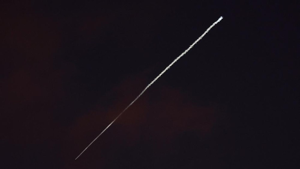 Kilang Minyak Kuwait Terbakar Hebat Teluk Memanas