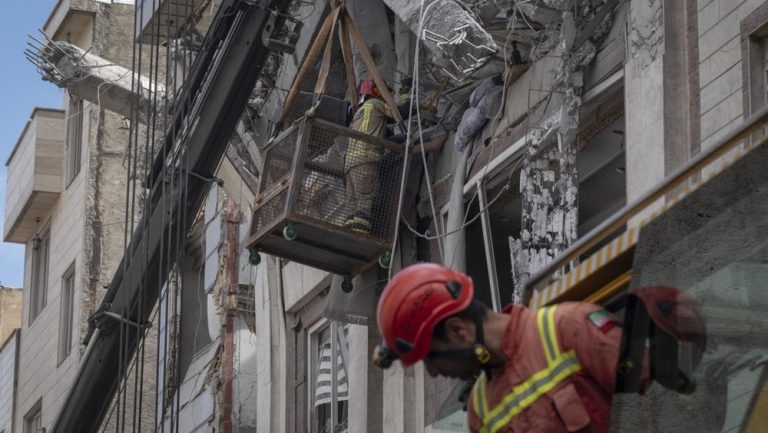 Peringatan Keras Iran Kampus AS Terancam