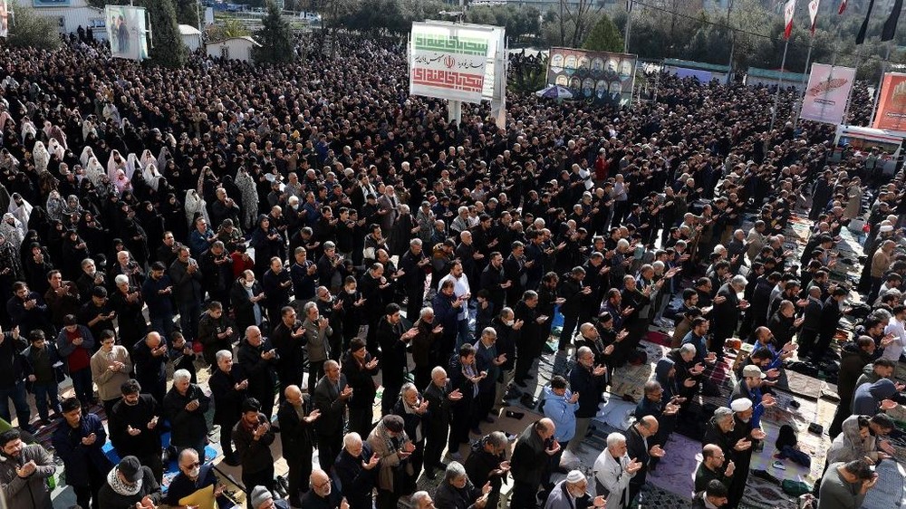 Idulfitri Iran di Tengah Dentuman Perang