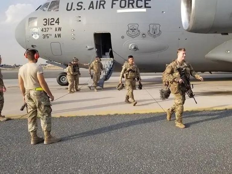 Timur Tengah Membara AS Kerahkan Kekuatan Penuh Gempur Iran Timur Tengah Membara AS Kerahkan Kekuatan Penuh Gempur Iran