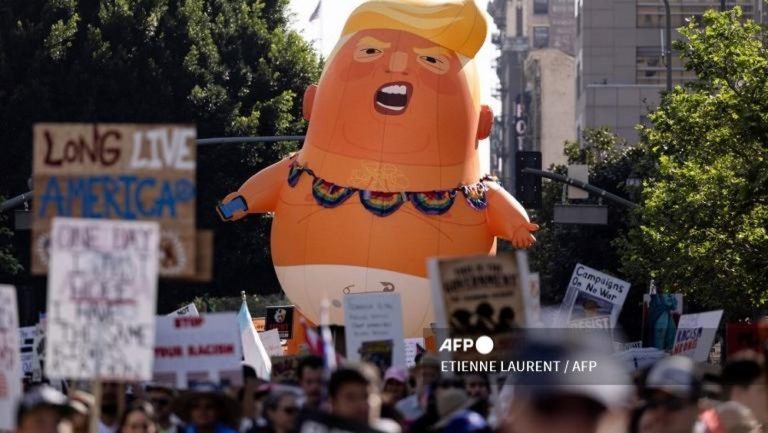 Gelombang Besar Penolakan Trump Guncang AS