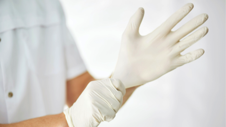 Krisis Sarung Tangan Mengancam Layanan Medis