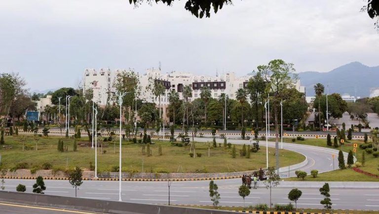 Hotel Mewah Pakistan Jadi Pusat Negosiasi Rahasia Dunia Hotel Mewah Pakistan Jadi Pusat Negosiasi Rahasia Dunia