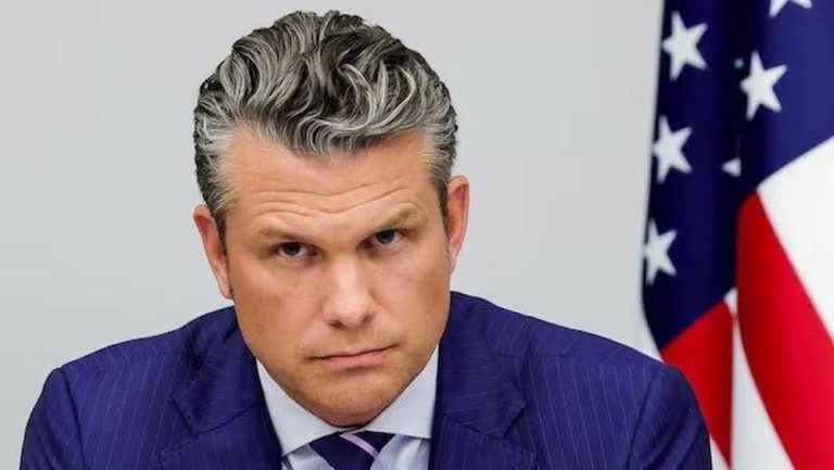 Menhan AS Terancam Pemakzulan Serius