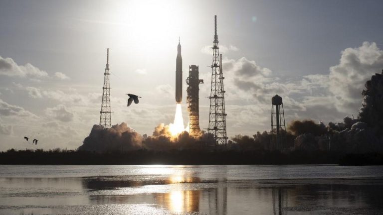 Empat Astronaut NASA Menuju Bulan Pecahkan Rekor