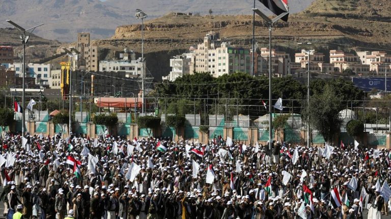 Pintu Laut Merah di Ujung Tanduk