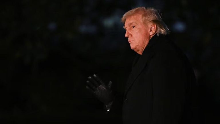 Geger Isu Trump Masuk Rumah Sakit