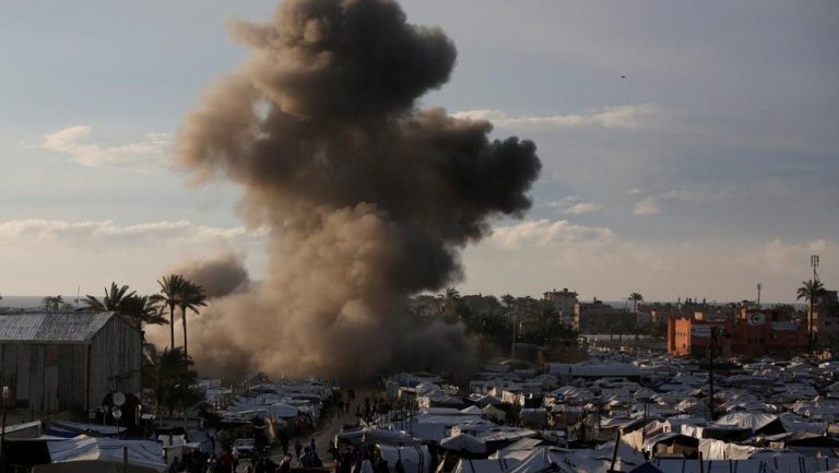 Gaza Membara 7 Tewas di Tengah Gencatan Senjata Gaza Membara 7 Tewas di Tengah Gencatan Senjata