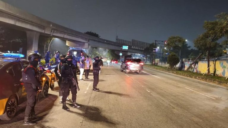 Jakarta Nyaris Memanas Senjata Tajam Disita