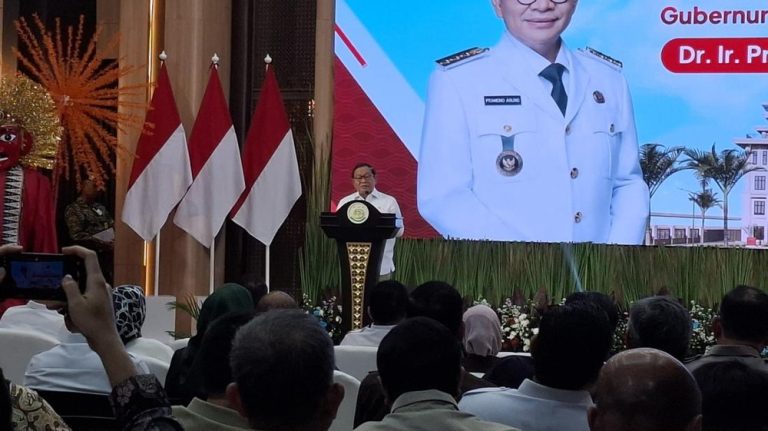 Rahasia Proyek Jakarta Beres