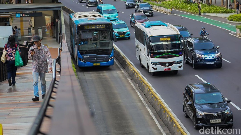 Jakarta Rayakan Ultah Warga Dapat Kejutan