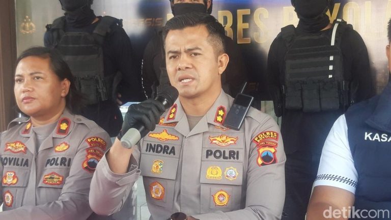 Menantu Tega Racuni Mertua Hukuman Mati Menanti Menantu Tega Racuni Mertua Hukuman Mati Menanti