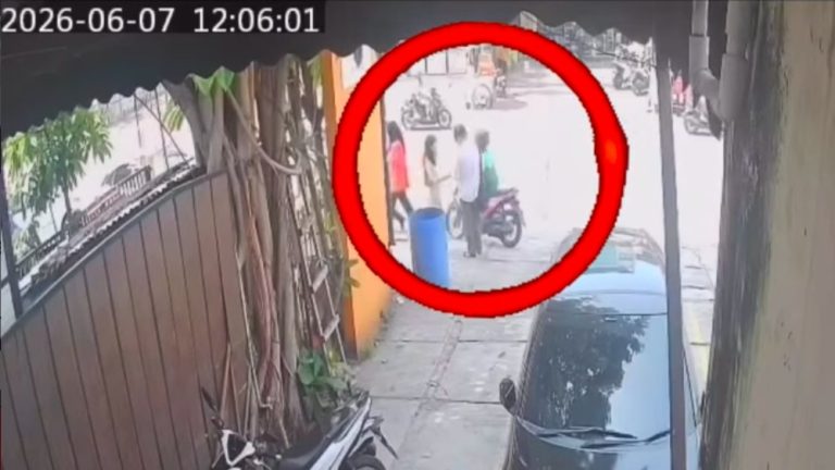 Menunggu Taksi Online Berujung Petaka Limit Paylater Terkuras