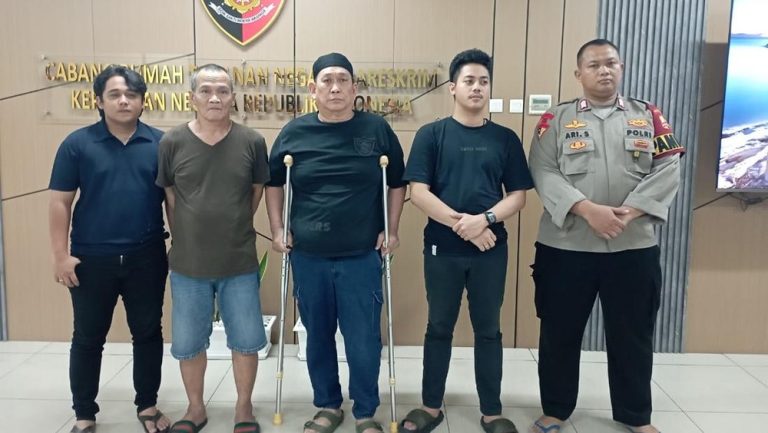 Pintu Jeruji Menanti Gembong Narkoba Bima Pintu Jeruji Menanti Gembong Narkoba Bima