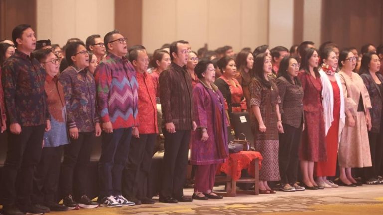 Megawati Tutup Bulan Bung Karno di Bali Kekuatan Partai Mengejutkan
