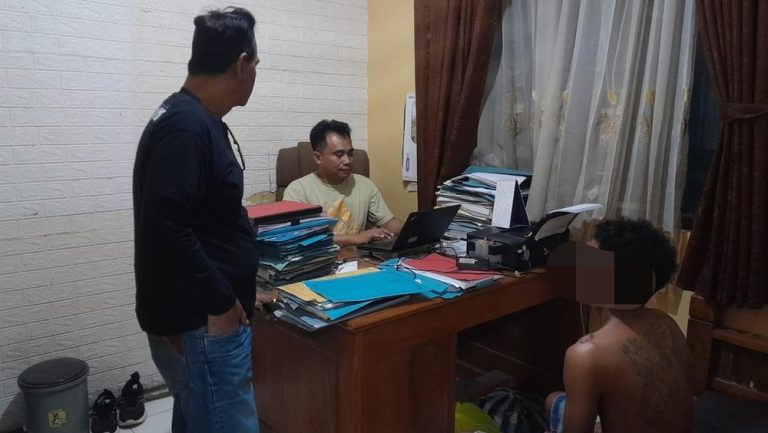 Permintaan Cincin Tunangan Berujung Api Rumah Orang Tua