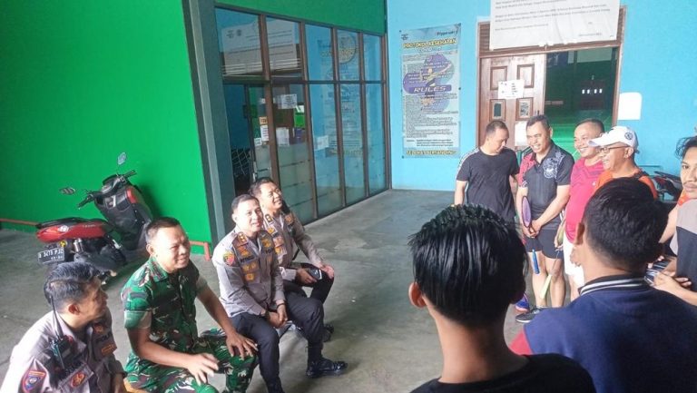 Kapolres Jakpus Blusukan Langsung Dengar Keluhan Warga Kapolres Jakpus Blusukan Langsung Dengar Keluhan Warga