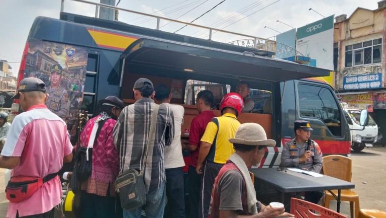 Polisi Ngopi Bareng Warga Apa Rahasianya Polisi Ngopi Bareng Warga Apa Rahasianya