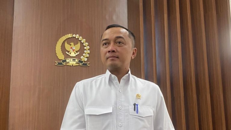 Panggilan Darurat Mensesneg Usai Gempa Sulteng