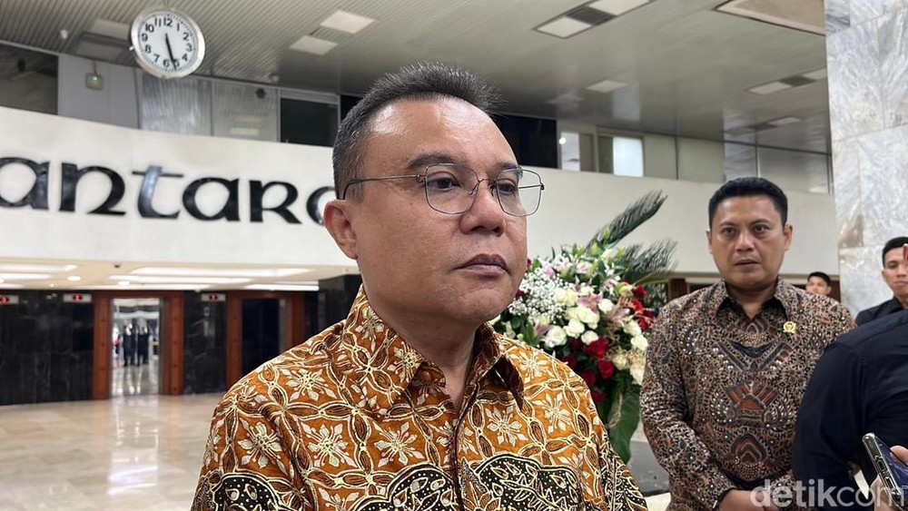 Rupiah Perkasa Dolar Minggir