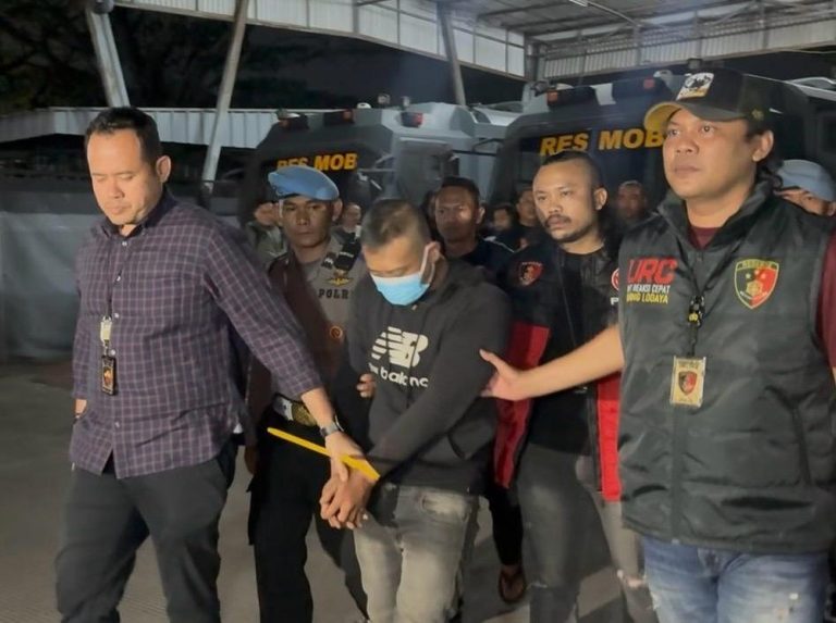 Pengejaran Taufik Hidayat Berakhir Begini Reaksinya