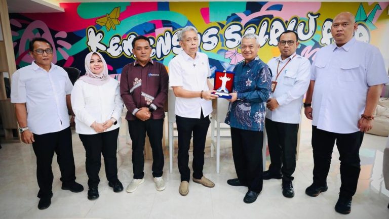 Bener Meriah Kejar Mimpi Sekolah Rakyat Bantuan Miliaran Rupiah Segera Cair Bener Meriah Kejar Mimpi Sekolah Rakyat Bantuan Miliaran Rupiah Segera Cair