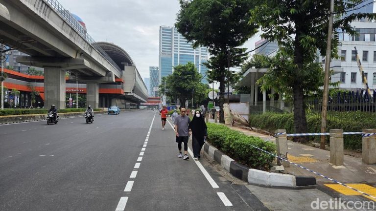 Jalan Rasuna Said Minggu Pagi Penuh Kejutan Jalan Rasuna Said Minggu Pagi Penuh Kejutan