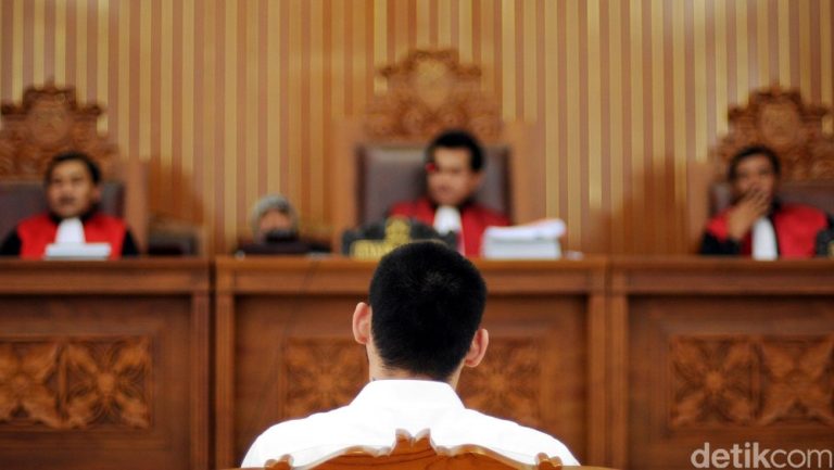 Vonis Pembunuh Bankir Ilham Mundur