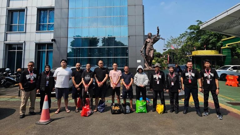 7 Dalang Narkoba White Rabbit Menanti Meja Hijau