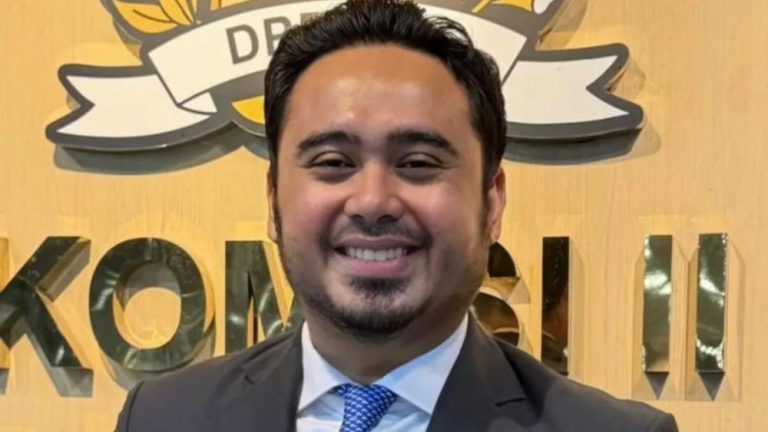 Pencuri Ayam Tewas Dihakimi Massa Legislator Golkar Murka