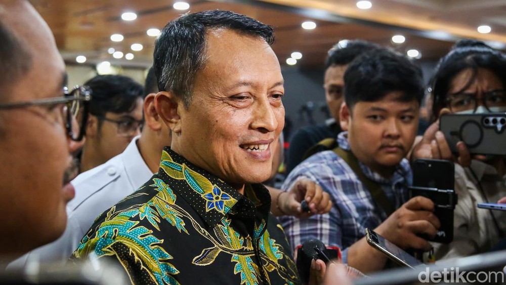 Status Mengejutkan Febrie Adriansyah di Kasus Emas 74 Kg