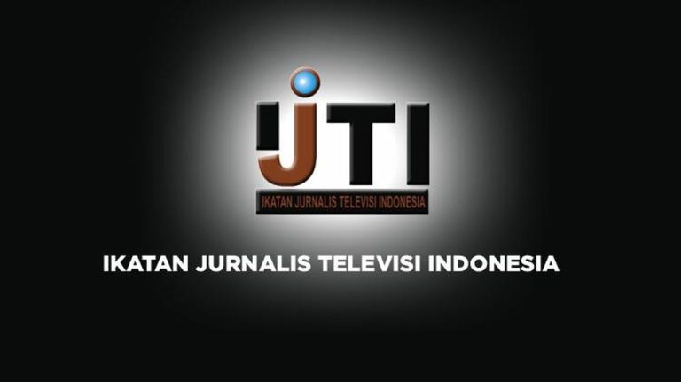 Hotman Paris Kena Semprot Jurnalis Hotman Paris Kena Semprot Jurnalis