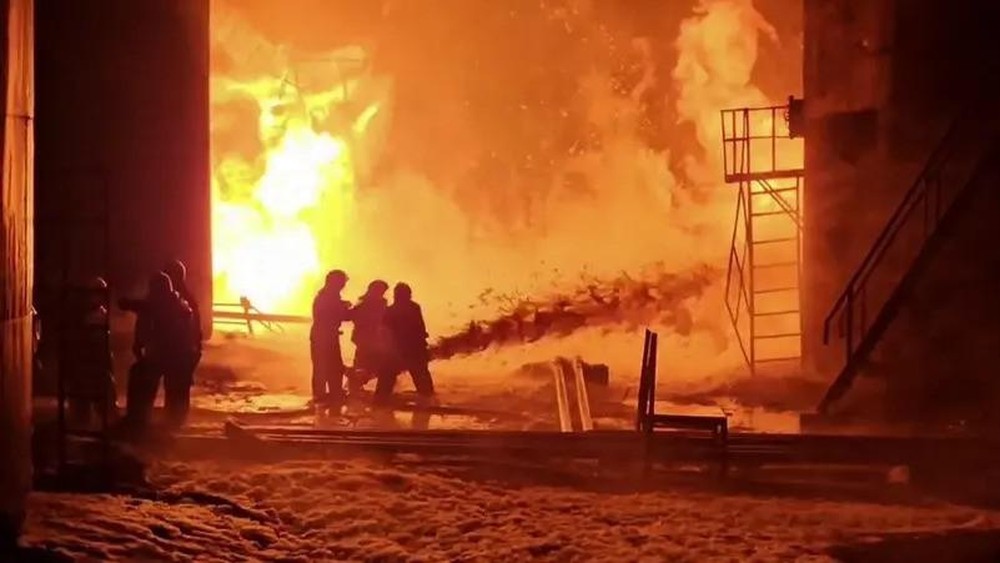 Jaksel Dilanda Api Hebat Malam Hari
