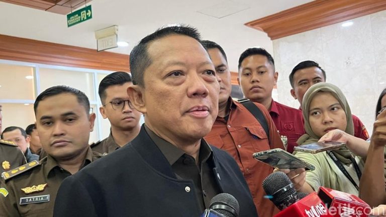 DPR Tuntut Kesetaraan Hukum Febrie