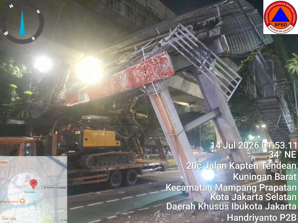 JPO Tendean Nyaris Ambruk Gara-gara Ini