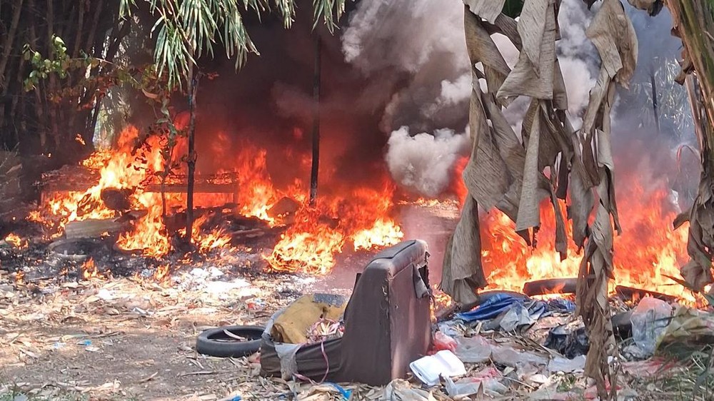 Penyulut Api di Cibinong Kabur