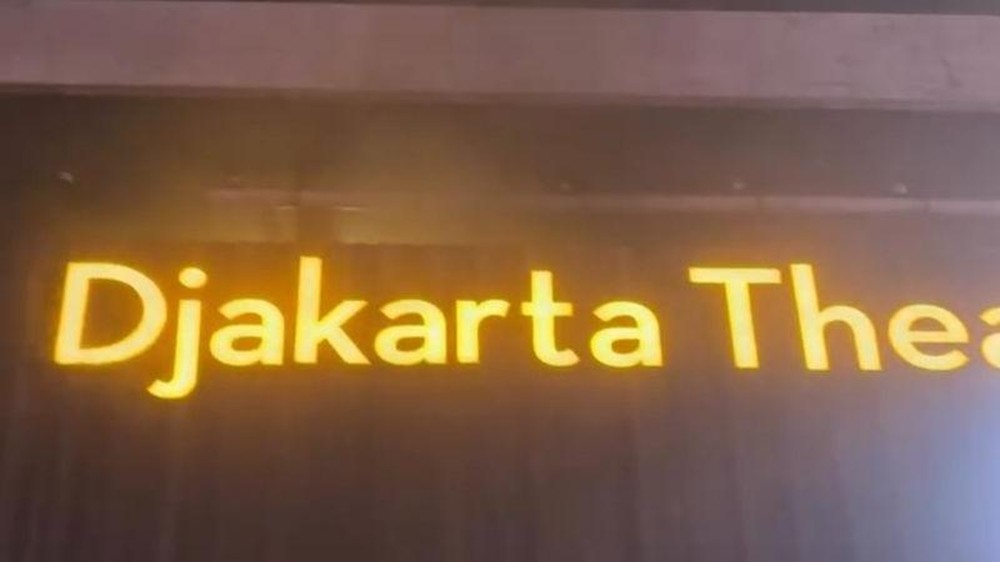 Djakarta Theater Membara Malam Ini