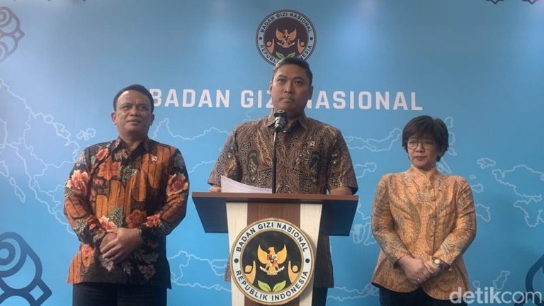 Dana Ratusan Miliar Nyaris Hilang Kepala BGN Ungkap Kejanggalan Dana Ratusan Miliar Nyaris Hilang Kepala BGN Ungkap Kejanggalan