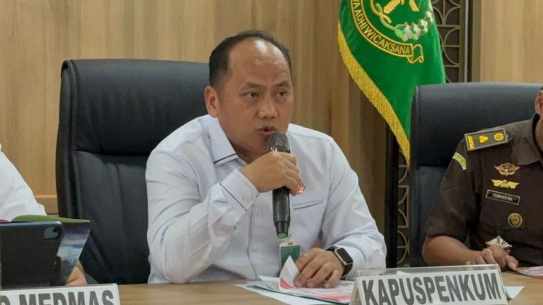 Kursi Jampidsus Berganti Kejagung Jamin Tak Goyah