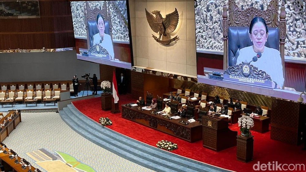DPR RI Ambil Keputusan Penting