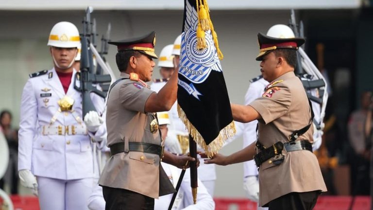 Kakorlantas Baru Resmi Menjabat Ini Pesan Penting Jenderal Agus