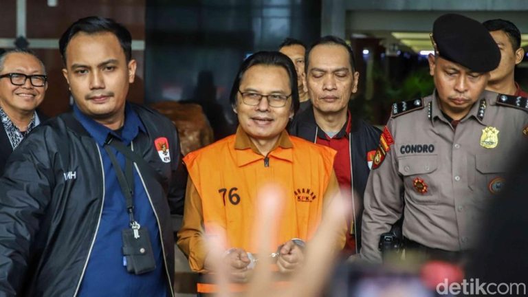KPK Bidik Eks Sekjen MPR Aset Mewah Terungkap