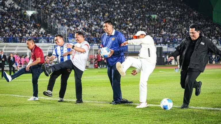 Piala Presiden 2026 Siap Guncang Ekonomi Rakyat Ini Kata Mendagri Piala Presiden 2026 Siap Guncang Ekonomi Rakyat Ini Kata Mendagri