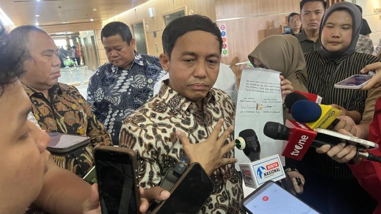 Misteri Amplop Bupati Kuansing Guncang Senayan