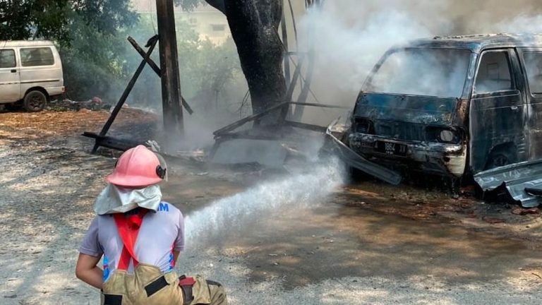 Tangerang Panas Bakar Sampah Bikin Rugi Besar