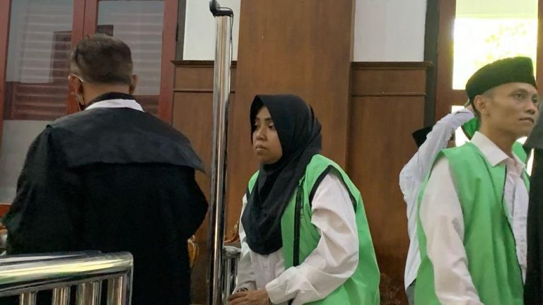 Terungkap Kebohongan di Balik Robohnya Rumah Dinas Terungkap Kebohongan di Balik Robohnya Rumah Dinas